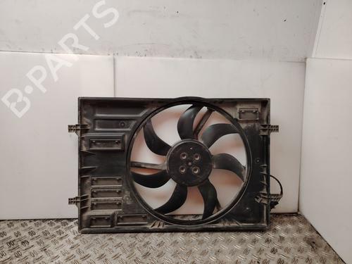 Used Radiator fan Radiator fan VW GOLF VII (5G1, BQ1, BE1, BE2) [2012-2021] 33620733 33620733