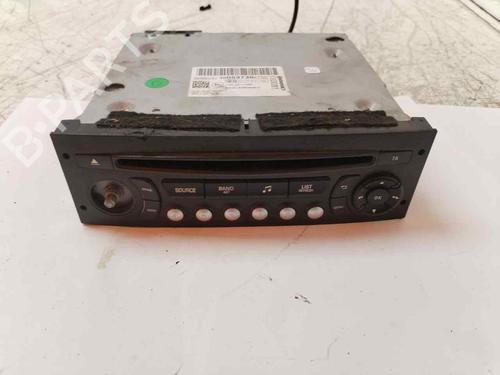 Used Radio PEUGEOT 5008 (0U_, 0E_) 1.6 16V (120 hp) 18745505