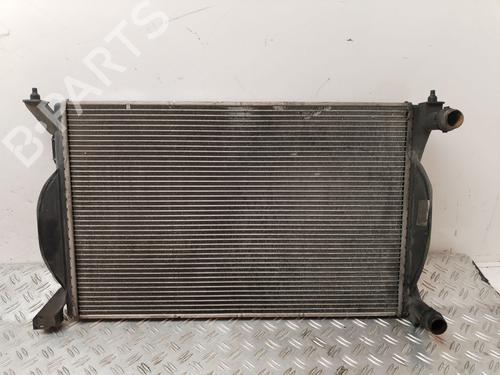 Used Water radiator AUDI A4 B7 Avant (8ED) [2004-2008]  24885327