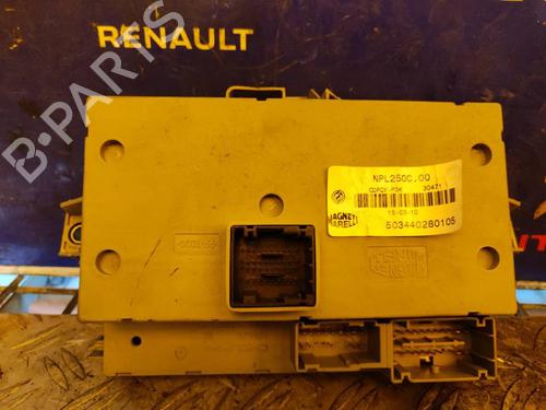 Used Fuse box FIAT DUCATO Van (250_) 160 Multijet 3,0 D (158 hp) 17499754
