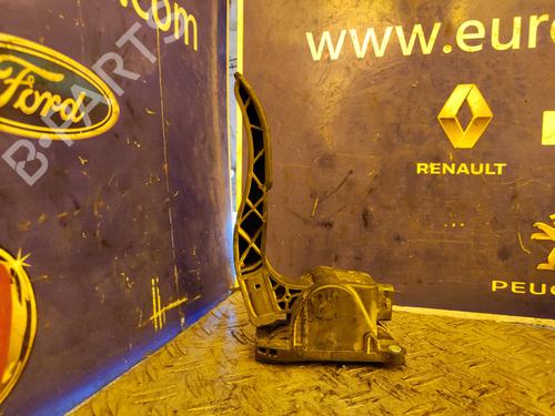 Used Pedal MERCEDES-BENZ SPRINTER 3,5-t Van (B906) 319 CDI / BlueTEC (906.631, 906.633, 906.635, 906.637) (190 hp) 17509246