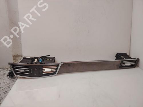 Luftventil MERCEDES-BENZ E-CLASS (W212) [2009-2016]  33015477