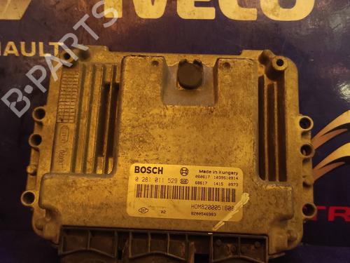 Used Engine control unit (ECU) RENAULT TRAFIC II Platform/Chassis (EL) 1.9 dCi 100 (EL0C) (101 hp) 17508167