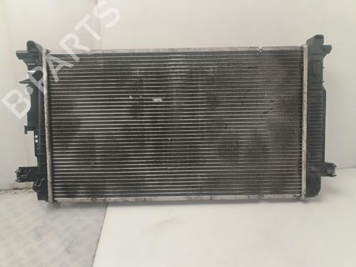 Used Water radiator Water radiator MERCEDES-BENZ SPRINTER 3,5-t Van (B906) 313 CDI (906.631, 906.633, 906.635, 906.637) (129 hp) 33833740 33833740