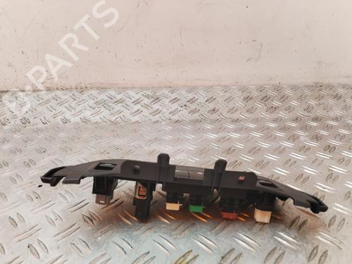 Bouton de warning CITROËN BERLINGO MULTISPACE (B9) 1.6 HDi 75 16V | BP30943905I22