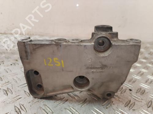 Used Engine mount DACIA DOKKER MPV (KE_) [2012-2021]  30943982