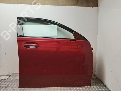 Used Right front door MERCEDES-BENZ A-CLASS (W177) A 250 (177.046) (224 hp) 30943438