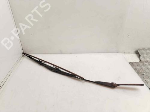 Used Front windshield wiper arm NISSAN PRIMASTAR Bus (X83) [2001-2025]  30942811