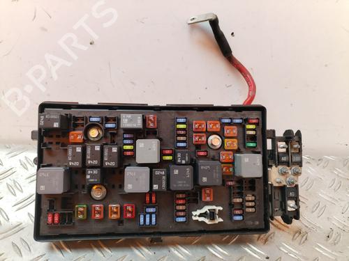 Used Fuse box OPEL INSIGNIA A (G09) 2.0 CDTI (68) (131 hp) 24928302