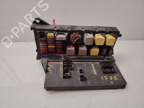 Używane Skrzynka bezpieczników MERCEDES-BENZ SPRINTER 3,5-t Van (B907, B910) [2018-2026]  32364483