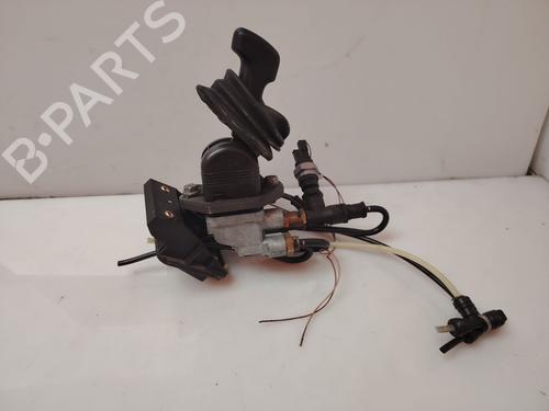 Used Hand brake Hand brake MERCEDES-BENZ SPRINTER 3,5-t Van (B906) 315 CDI (906.631, 906.633, 906.635, 906.637) (150 hp) 36772027 36772027