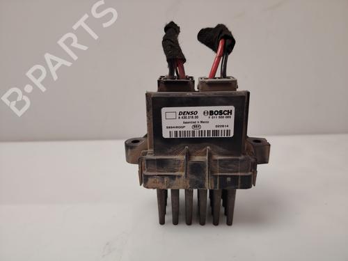 Used Heater resistor IVECO DAILY VI Van 33S13, 35S13, 35C13 (126 hp) 30947285