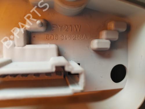 Right taillight VW POLO IV (9N_, 9A_) 1.4 16V | BP24628050C35