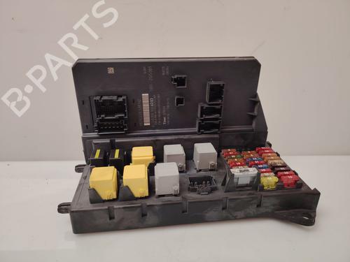 Used Fuse box MERCEDES-BENZ SPRINTER 3,5-t Van (B906) 313 CDI (906.631, 906.633, 906.635, 906.637) (129 hp) 31164631