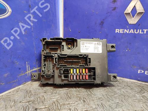 Used Fuse box OPEL CORSA D (S07) 1.4 LPG (L08, L68) (90 hp) 17500122