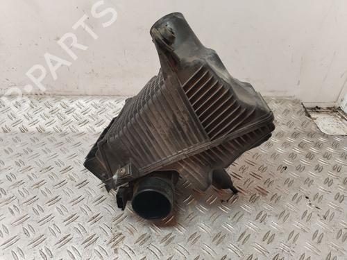 Used Air filter box RENAULT SCÉNIC II (JM0/1_) [2003-2010]  30944177