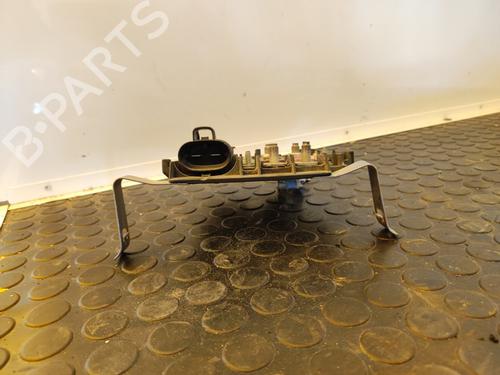 Sikringsdose MERCEDES-BENZ CITAN MPV (W415) 108 CDI (415.703) (75 hp) 17859087