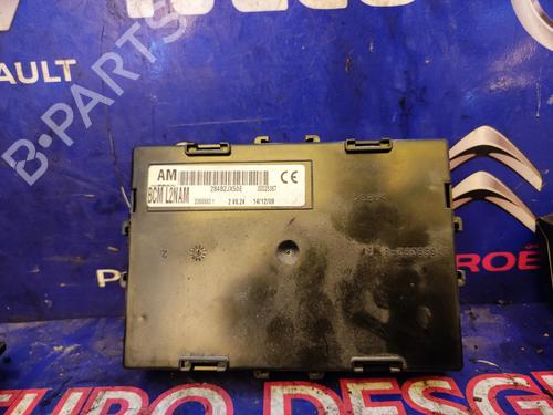 Zekeringkast NISSAN NV200 / EVALIA Bus 1.5 dCi 85 (M20, M20M, M20K, M20KK) (86 hp) 17508364