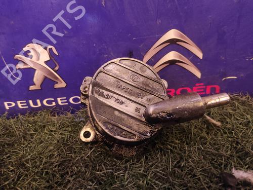 Used Vacuum pump MERCEDES-BENZ SPRINTER 2-t Van (B901, B902) [1995-2006]  17507416