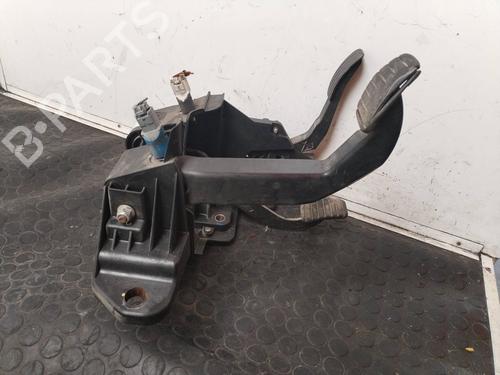 Pedal RENAULT MASTER III Van (FV) 2.3 dCi 170 FWD (FV0L) | BP17504254I4 