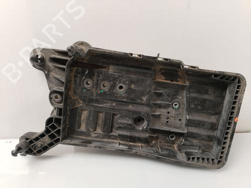 Stütze für VW TOURAN (5T1) [2015-2026]  31600803