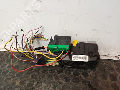 Fuse box CITROËN C4 Picasso II | BP17501287E1