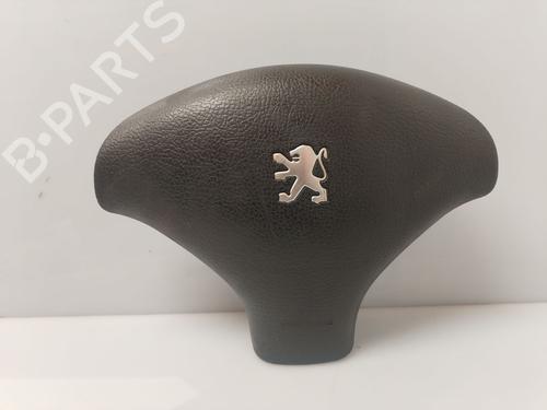 Used Driver airbag PEUGEOT 306 Break (7E, N3, N5) 1.9 D (69 hp) 30946227