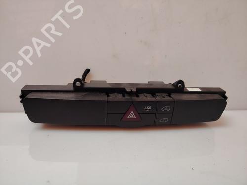 Used Warning switch Warning switch MERCEDES-BENZ SPRINTER 3-t Van (B906) [2006-2018] 33272231 33272231