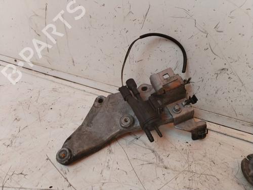 Used Engine mount MERCEDES-BENZ VITO / MIXTO Van (W639) 116 CDI (639.601, 639.603, 639.605) (163 hp) 18296589