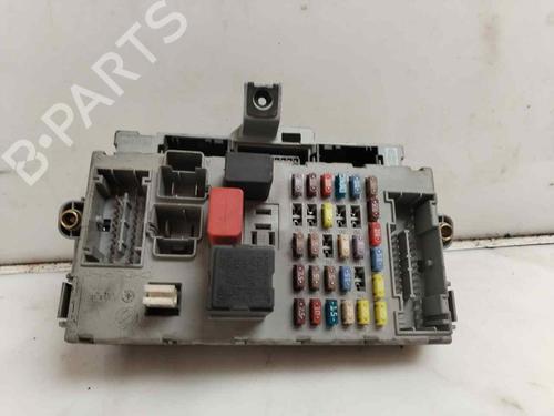 Scatola fusibili Scatola fusibili IVECO DAILY V Platform/Chassis [2011-2014] 36142749 36142749