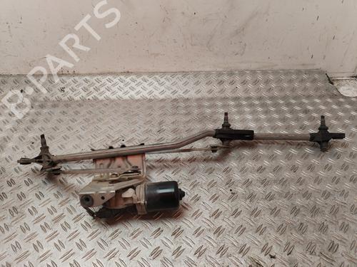Used Front wiper motor RENAULT GRAND SCÉNIC II (JM0/1_) 2.0 dCi (JM1K) (150 hp) 30946020