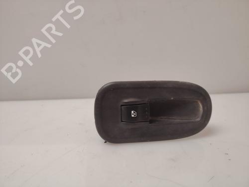 Used Right front window switch RENAULT MASTER III Van (FV) [2010-2026]  33053345