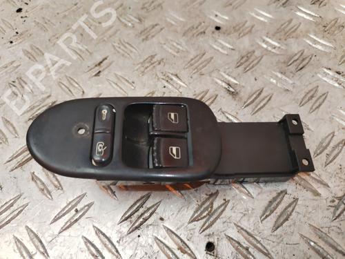 Used Left front window switch SEAT LEON (1M1) [1999-2006]  30944495