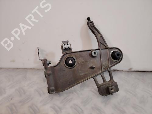 Used Engine mount Engine mount MERCEDES-BENZ E-CLASS (W212) [2009-2016] 34447813 34447813