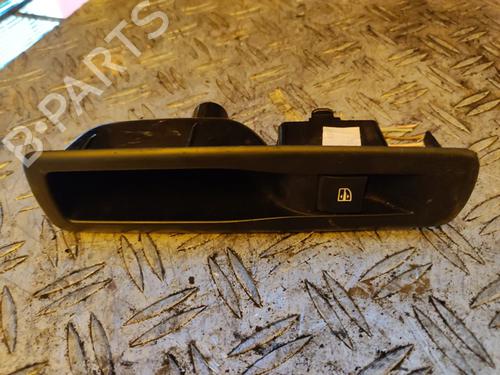 Used Right rear window switch RENAULT LAGUNA III (BT0/1) 2.0 dCi (BT01, BT08, BT09, BT0E, BT0K, BT12, BT1C, BT1D,... (150 hp) 17499818
