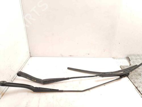 Used Windscreen RENAULT TRAFIC III Bus (JG_) 1.6 dCi 90 (JGME) (90 hp) 30942871