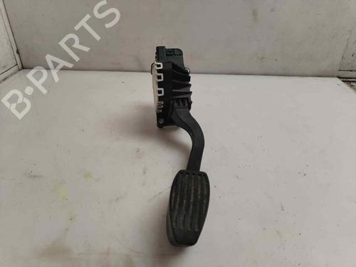 Używane Pedał FIAT 500 (312_) 1.2 LPG (312AXA1A) (69 hp) 30942787