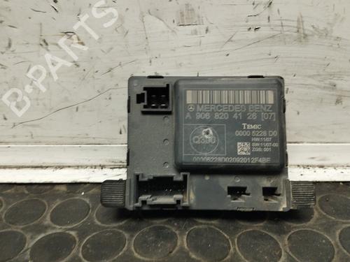 Used Electronic module MERCEDES-BENZ SPRINTER 3,5-t Platform/Chassis (B906) 315 CDI (906.131, 906.133, 906.135, 906.231, 906.233,... (150 hp) 17503414