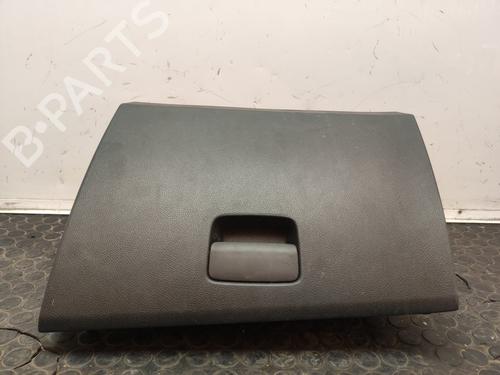 Used Glove box MERCEDES-BENZ A-CLASS (W176) A 250 (176.044) (211 hp) 17625123