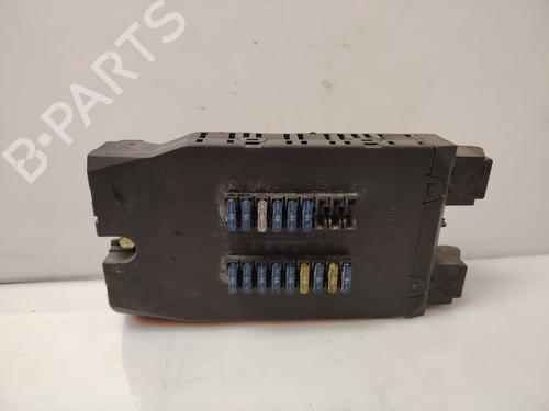 Used Fuse box Fuse box MERCEDES-BENZ VITO Van (W638) 108 D 2.3 (638.064, 638.068) (79 hp) 32528372 32528372
