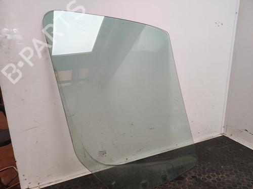 Used Left front door Left front door 17501033 17501033