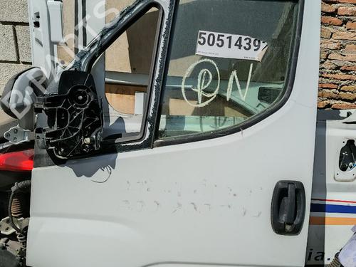 Used Left front door Left front door IVECO DAILY VI Platform/Chassis [2014-2026] 33609027 33609027