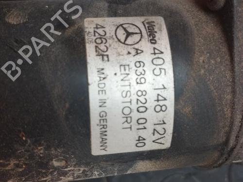 Used Front wiper motor MERCEDES-BENZ VITO / MIXTO Van (W639) 116 CDI (639.601, 639.603, 639.605) (163 hp) 17625002