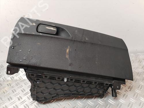 Handskerum BMW 1 (F20) 116 d (116 hp) 24580022