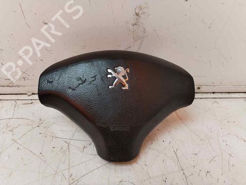 Used Driver airbag PEUGEOT 5008 (0U_, 0E_) 1.6 16V (120 hp) 18891673