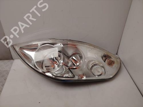 Used Right headlight RENAULT MASTER III Van (FV) 2.3 dCi 110 FWD (FV0R, FV0W, FV1A) (110 hp) 32104768