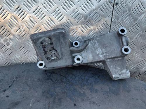 Used Engine mount Engine mount 39107032 39107032