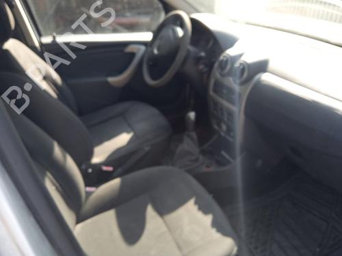 Engine control unit (ECU) DACIA SANDERO | BP17501571M57