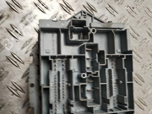 Fuse box FIAT DUCATO Bus (244_) 2.3 JTD | BP30944736E1