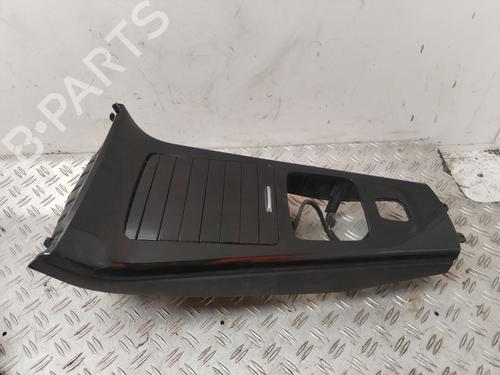 Używane Konsola środkowa MERCEDES-BENZ A-CLASS (W177) A 250 (177.046) (224 hp) 30945272